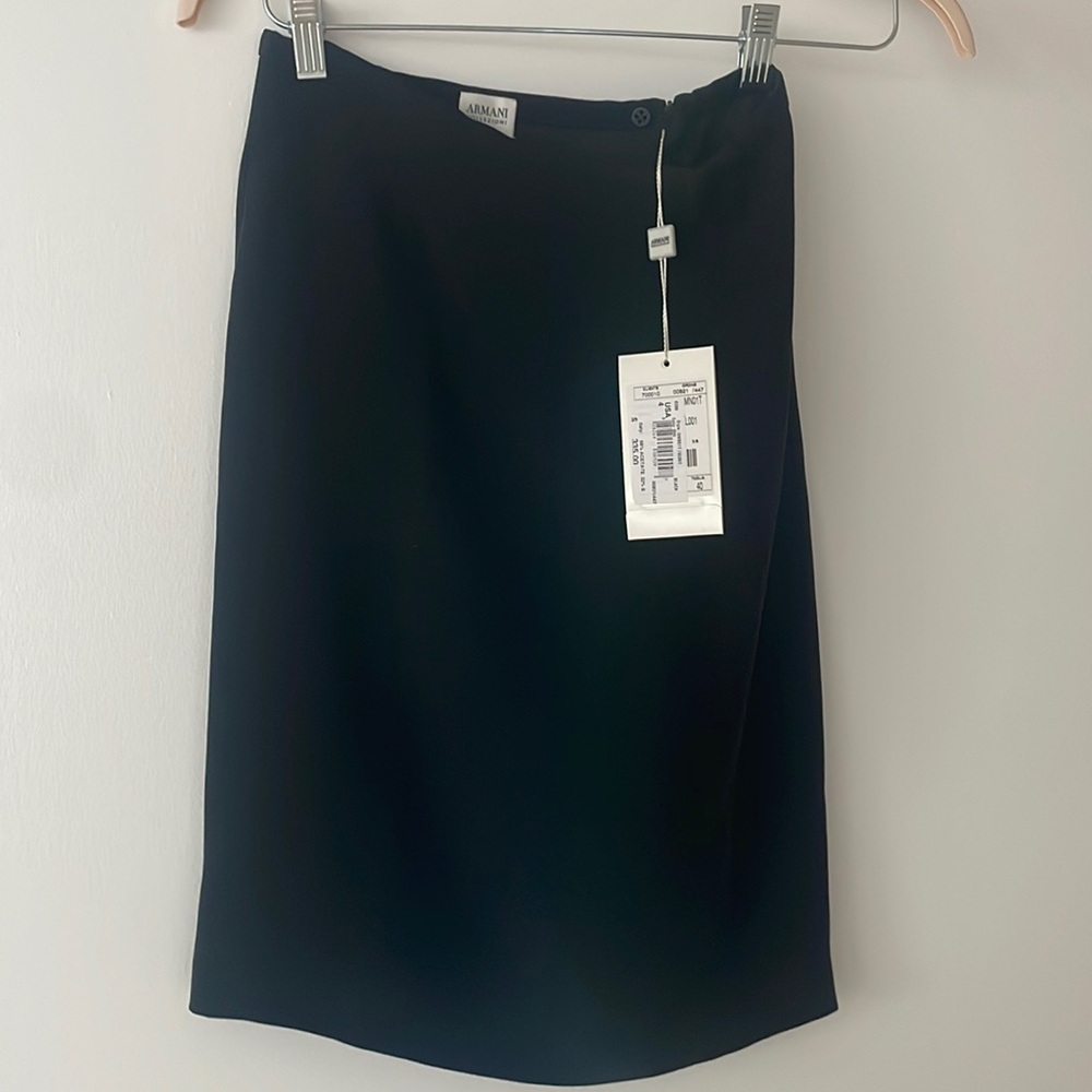Armani collezioni black skirt